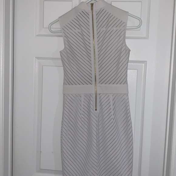 White dress - Picture 2 of 3